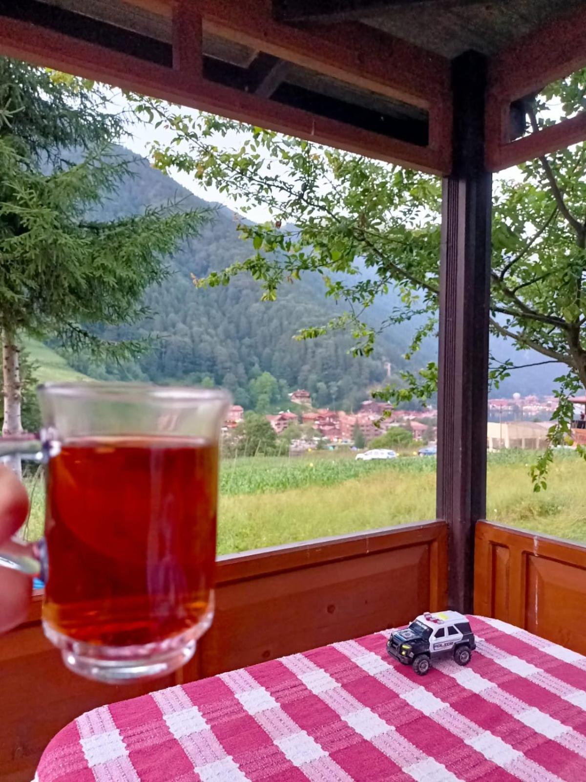 Zeren Pansiyon Kamalac Luaran gambar