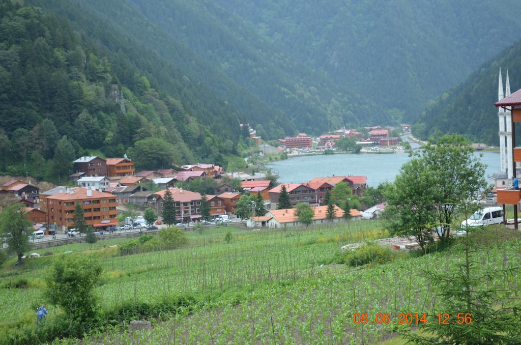 Zeren Pansiyon Kamalac Luaran gambar